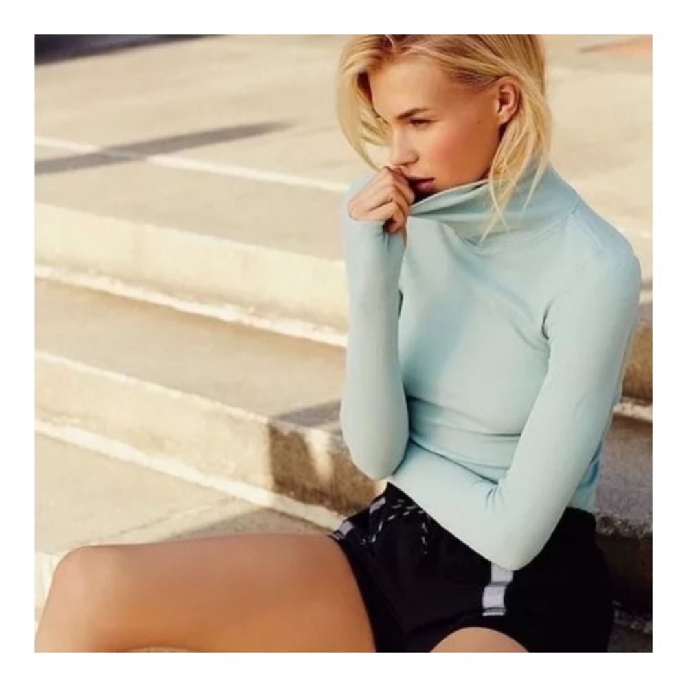 Free People Movement turtle neck
